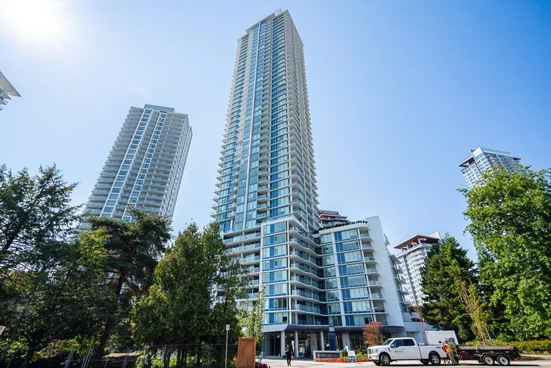 2301 518 CLARKE ROAD - photo 1 of 25