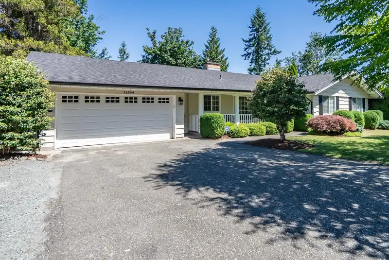 34899 HIGH DRIVE - photo 1 of 39