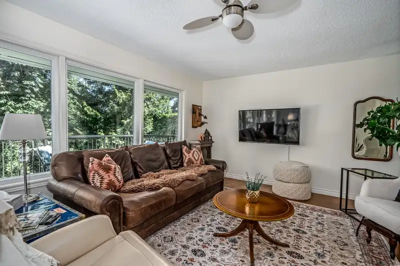 34899 HIGH DRIVE - photo 2 of 39