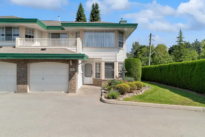 54 3115 TRAFALGAR STREET - photo 2 of 25