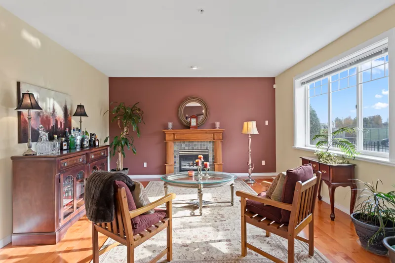 B 2484 NILE GATE - photo 3 of 25