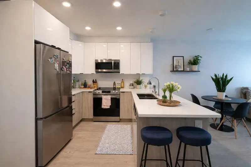 317 20360 LOGAN AVENUE - photo 3 of 14