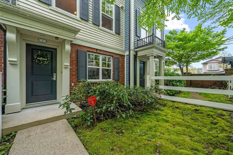 6 2495 DAVIES AVENUE - photo 1 of 1