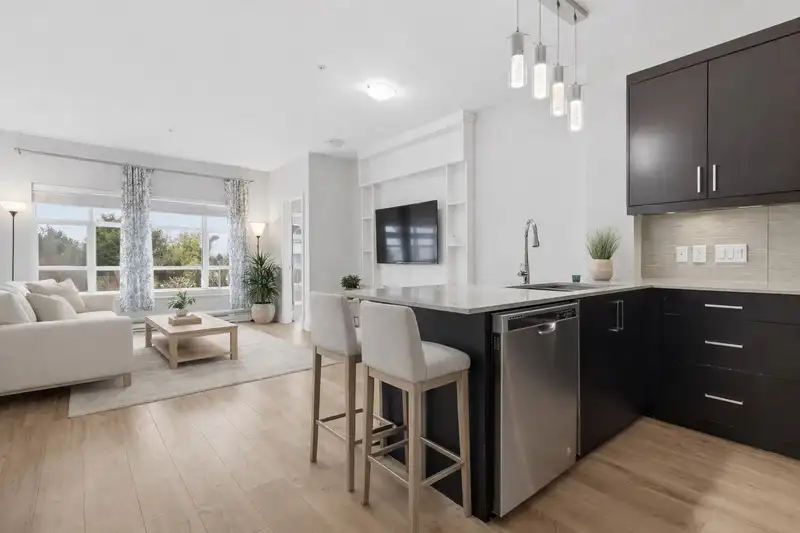 214 9015 120 STREET - photo 2 of 32