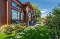 7660 MALAHAT AVENUE - thumbnail 2