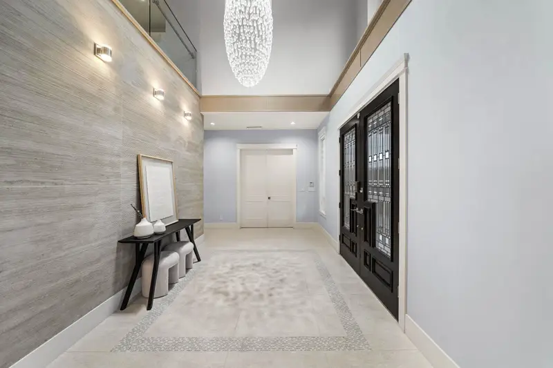 656 BLUE MOUNTAIN STREET - photo 3 of 25