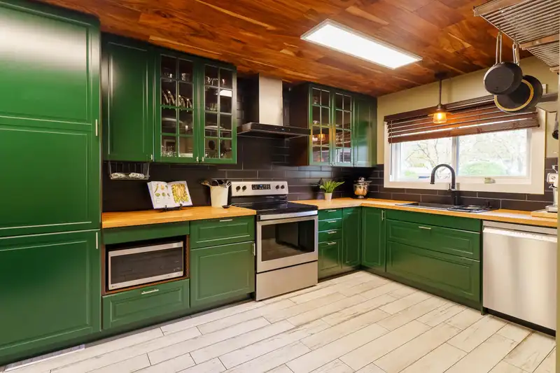 11747 DARBY STREET - photo 3 of 37
