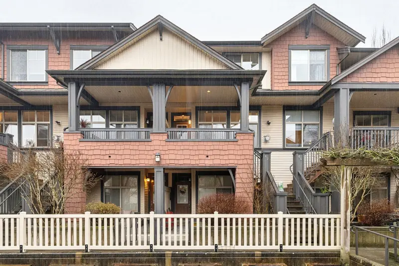 62 19478 65 AVENUE - photo 1 of 25