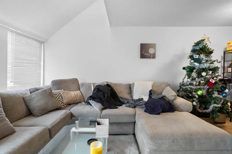 78 17714 60 AVENUE - photo 1 of 24