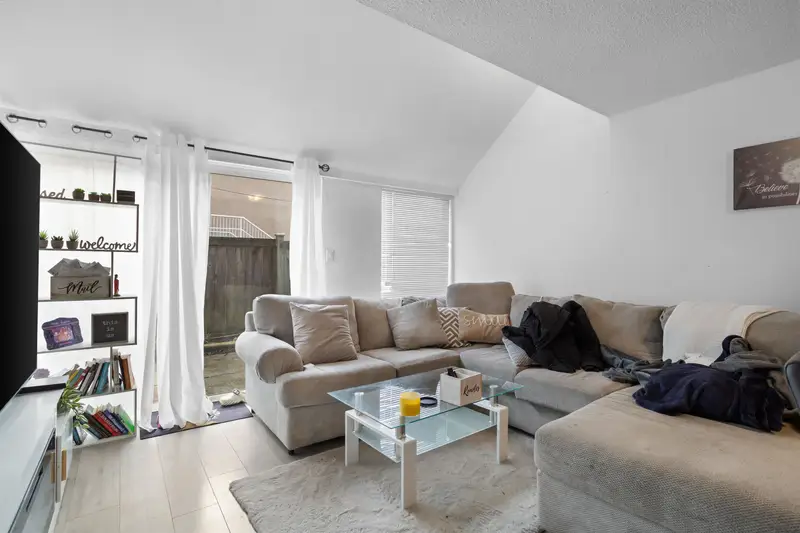 78 17714 60 AVENUE - photo 3 of 24