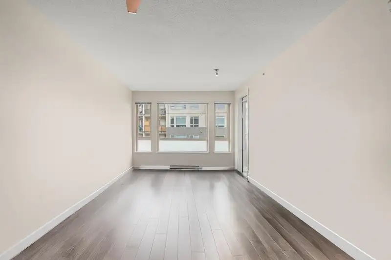 515 2665 MOUNTAIN HIGHWAY - photo 3 of 30