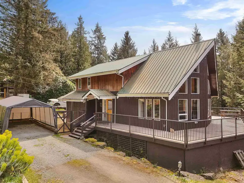 412 WOOD DALE DRIVE - photo 1 of 40