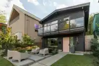 520 E 30TH AVENUE - thumbnail 1