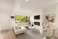 520 E 30TH AVENUE - thumbnail 6