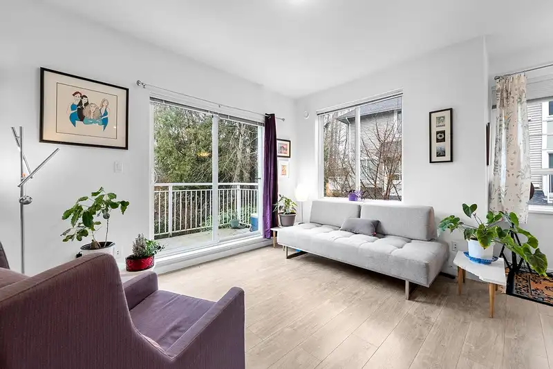 10 6965 HASTINGS STREET - photo 4 of 26