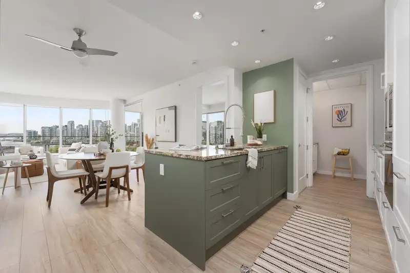 1009 181 W 1ST AVENUE - photo 2 of 35