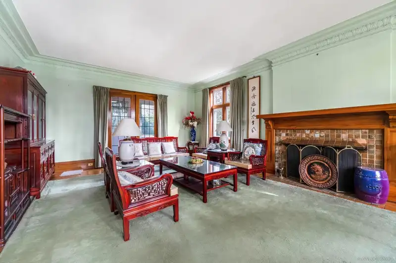 1603 W 49TH AVENUE - photo 4 of 36