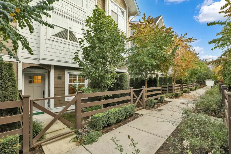 39 14541 WINTER CRESCENT - photo 1 of 37