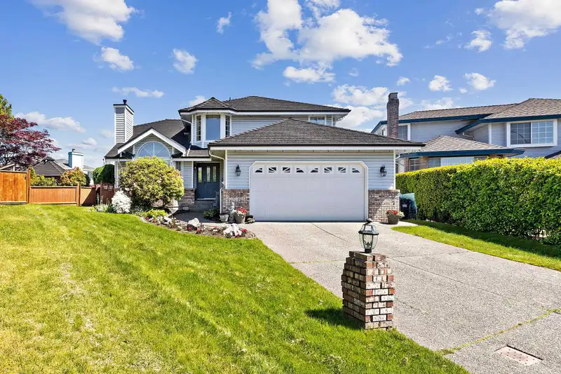 2343 BEGBIE TERRACE - photo 1 of 37