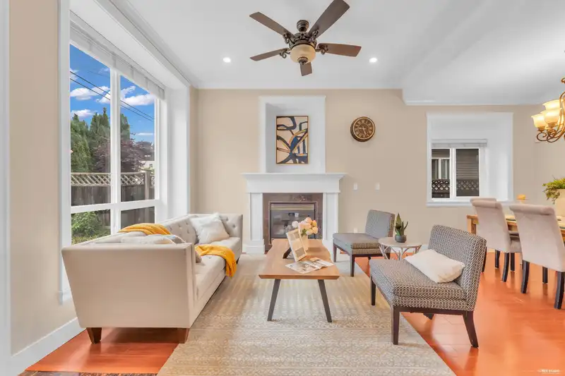 5880 IRMIN STREET - photo 4 of 39
