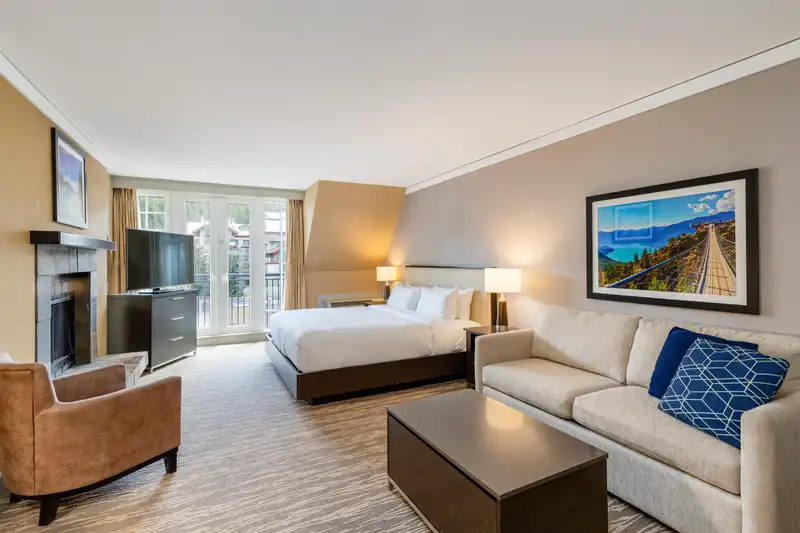 808 4050 WHISTLER WAY - photo 3 of 22