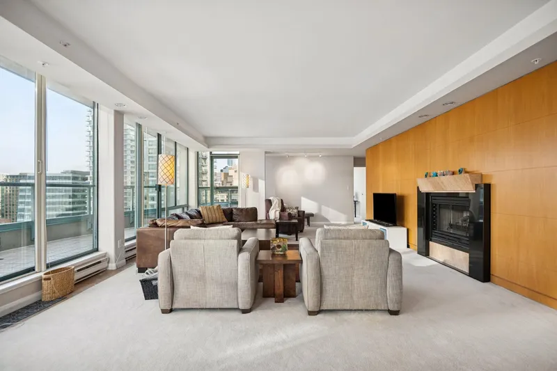 PH 3-4 1383 HOWE STREET - photo 2 of 25