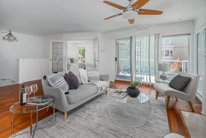 44 9273 122 STREET - photo 4 of 16