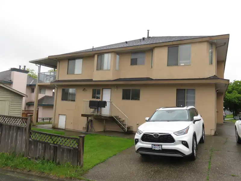 16287 95A AVENUE - photo 2 of 29