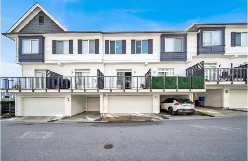 30 13636 81A AVENUE - photo 1 of 21