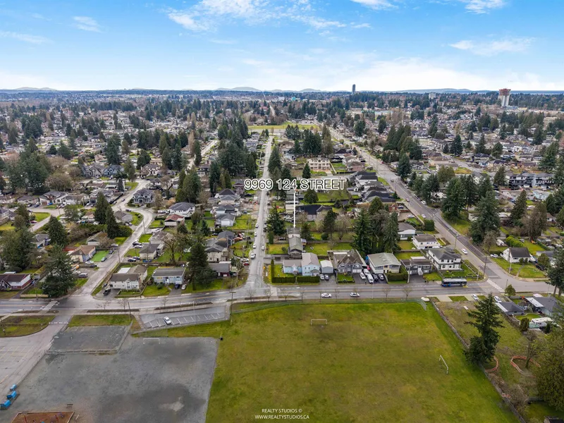 9969 124 STREET - photo 3 of 11