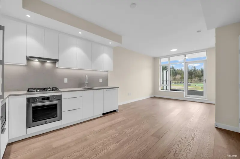 607 6138 BIRNEY AVENUE - photo 3 of 17