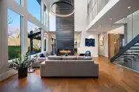 1877 126 STREET - thumbnail 3