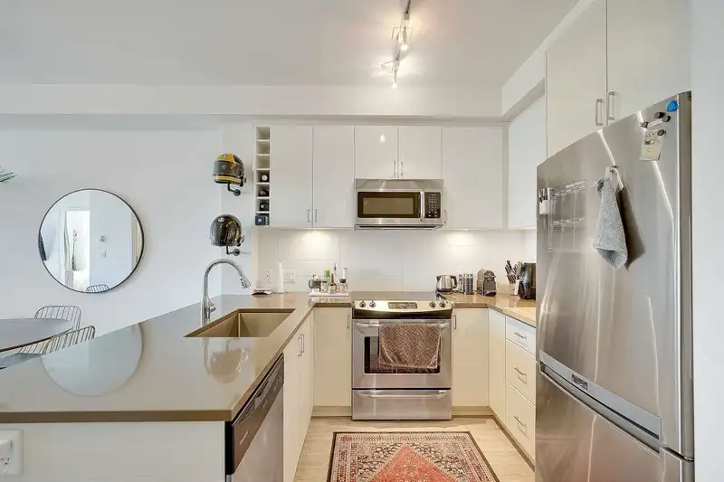 302 13919 FRASER HIGHWAY - photo 4 of 23