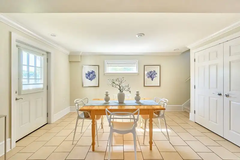 3081 E GEORGIA STREET - photo 3 of 21