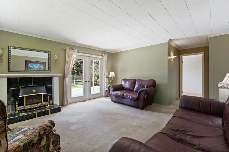 11633 256 STREET - photo 3 of 40