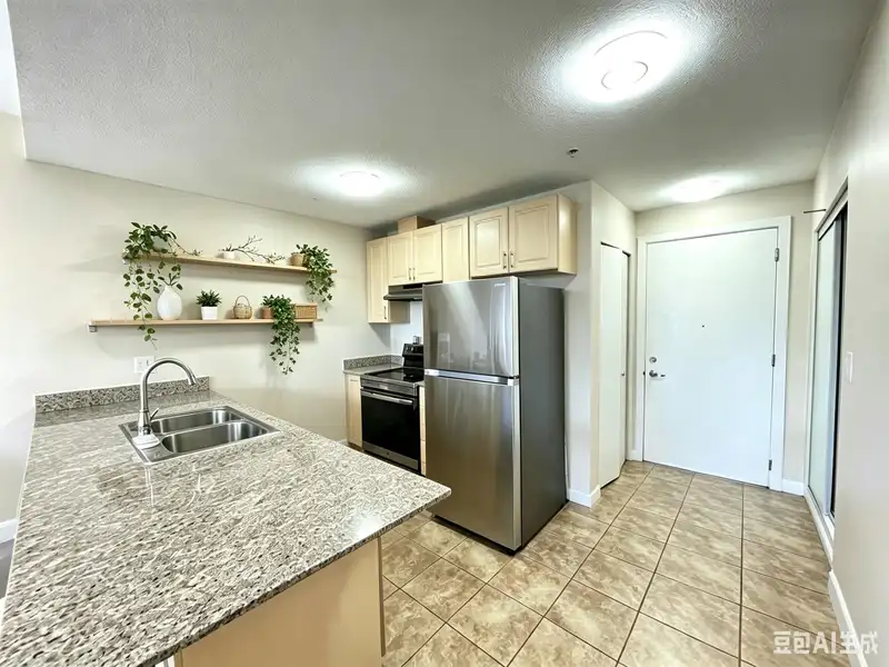 903 6133 BUSWELL STREET - photo 4 of 26