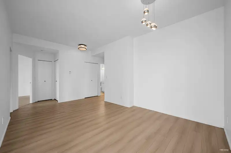 2104 6220 MCKAY AVENUE - photo 3 of 18