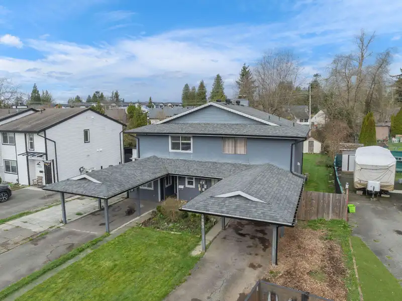 19883 53 AVENUE - photo 1 of 22
