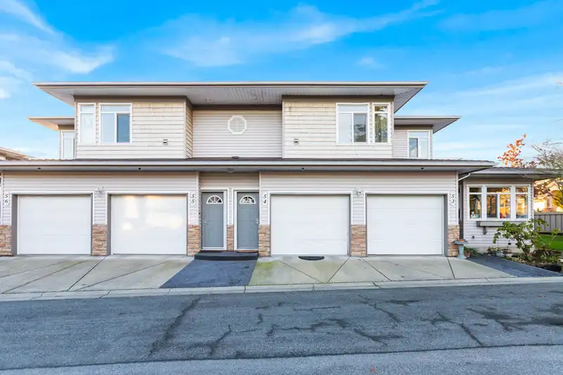 54 15070 66A AVENUE - photo 2 of 33