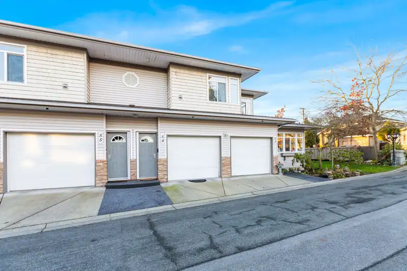 54 15070 66A AVENUE - photo 4 of 33
