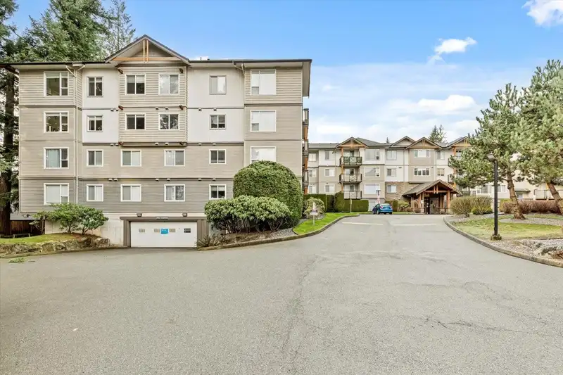 115 2955 DIAMOND CRESCENT - photo 2 of 31