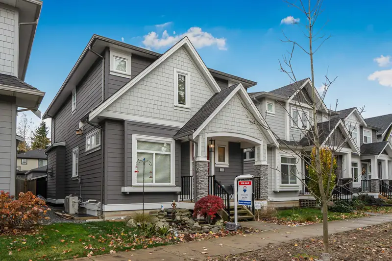 17188 1 AVENUE - photo 1 of 25