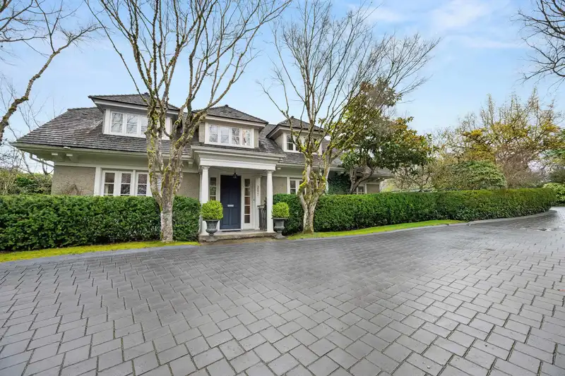 3577 ANGUS DRIVE - photo 1 of 33