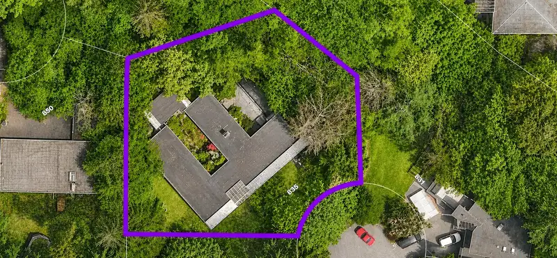 835 WILDWOOD PLACE - photo 1 of 9