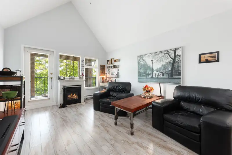 407 1369 56 STREET - photo 1 of 35