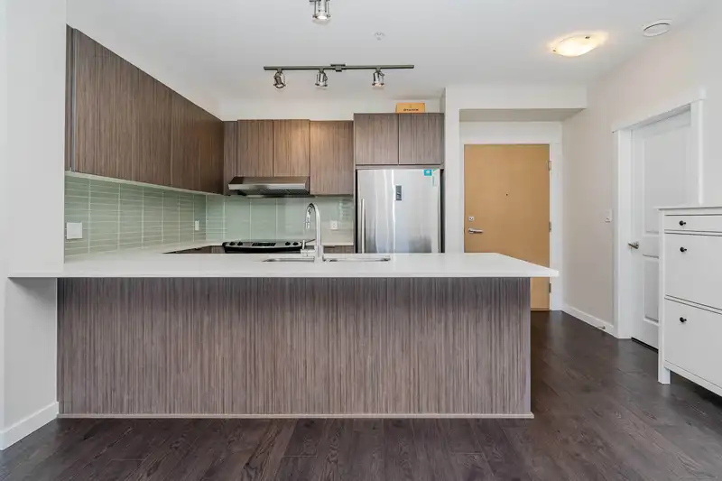 208 9168 SLOPES MEWS - photo 2 of 16