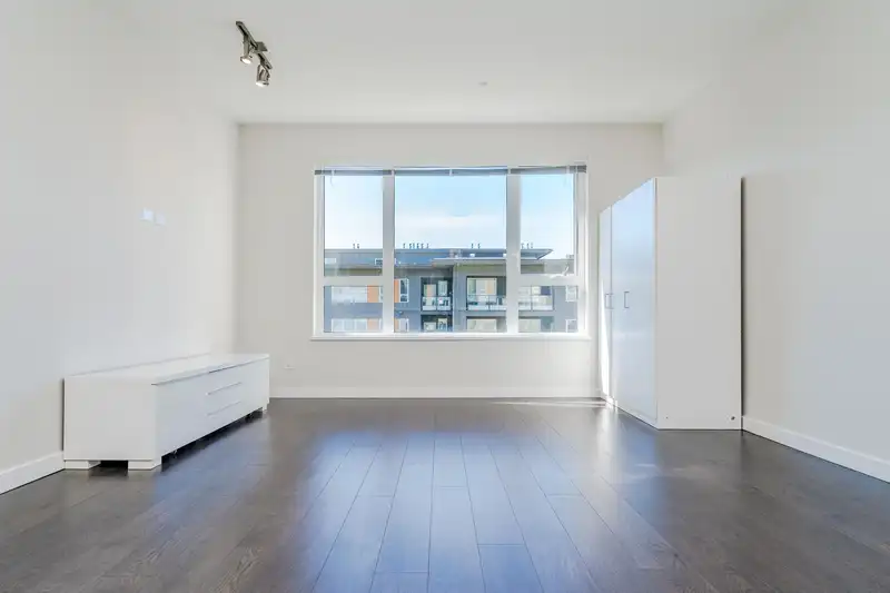 208 9168 SLOPES MEWS - photo 4 of 16