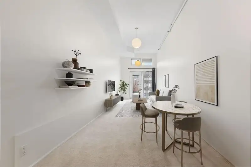 B9 238 E 10TH AVENUE - photo 2 of 21