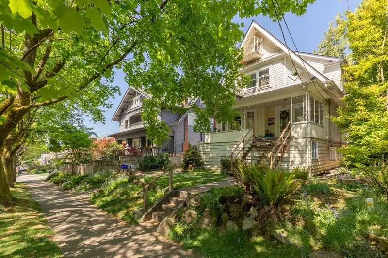 2483 W 6TH AVENUE - photo 2 of 35