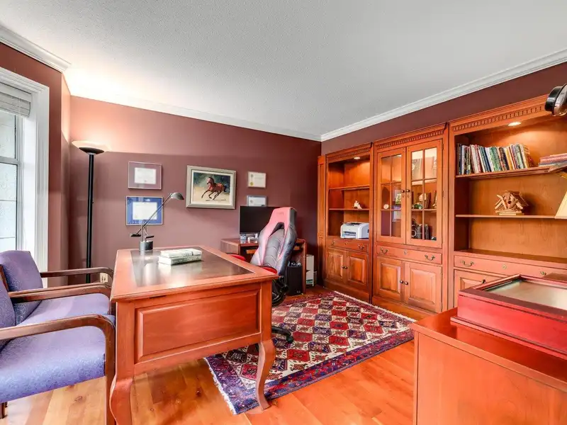 12968 21A AVENUE - photo 3 of 17